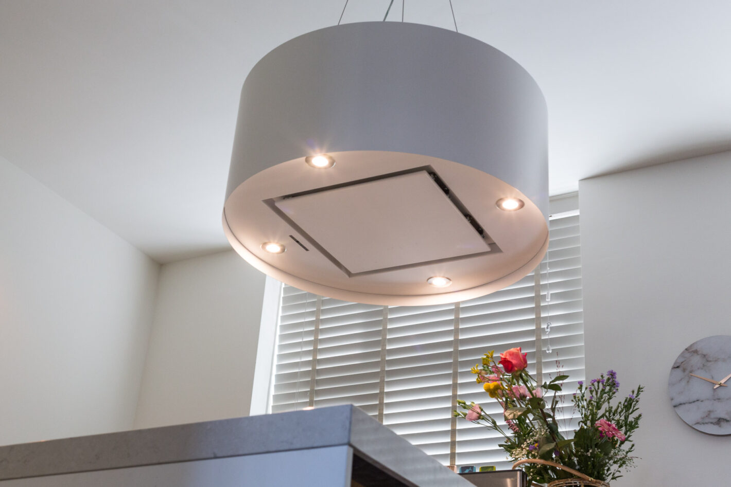 Stijlvolle en functionele afzuiglampen: de perfecte combinatie voor uw keuken