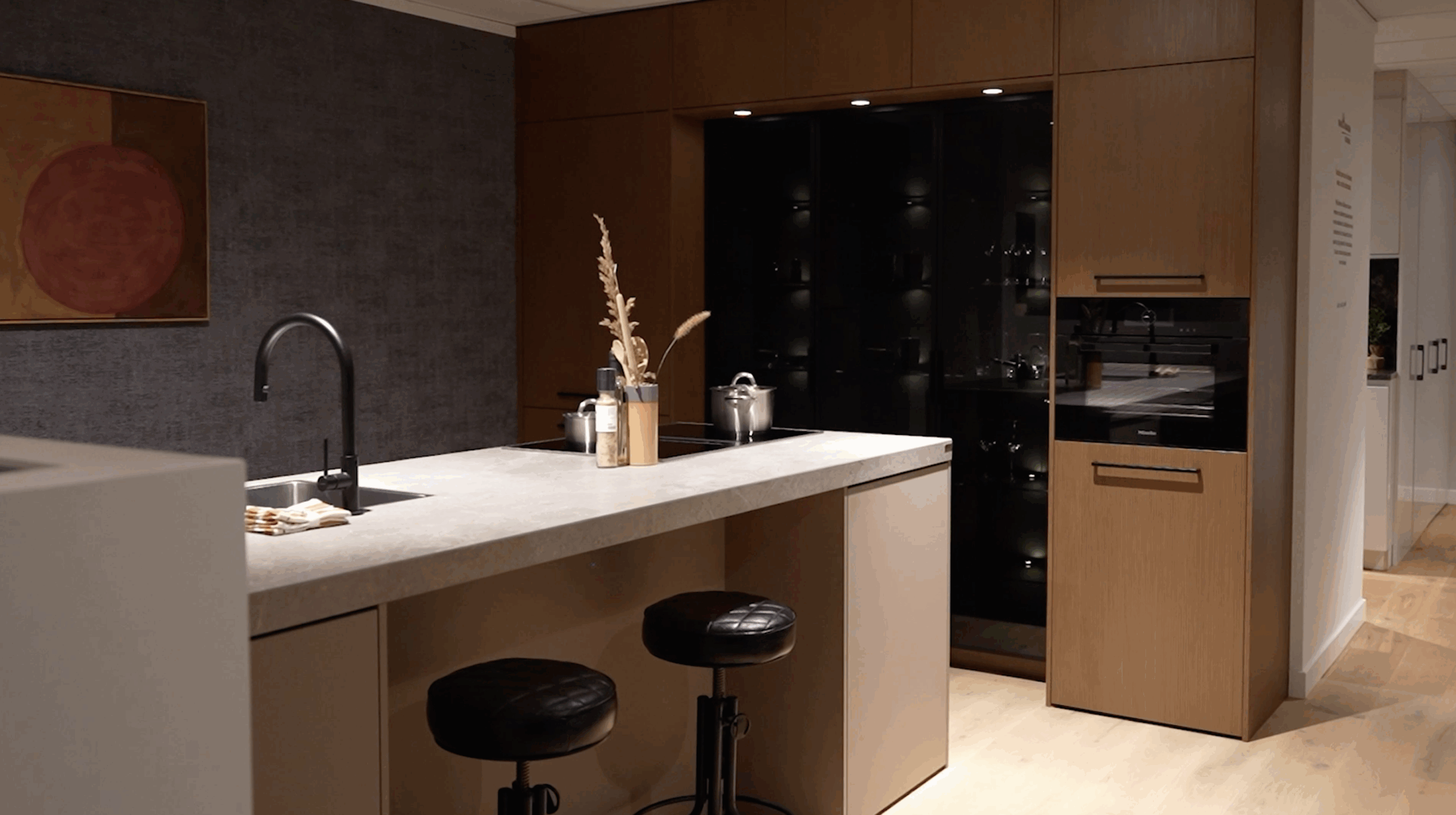 Keukeninspiratie: Moderne eilandkeuken met slimme indeling en luxe afwerking